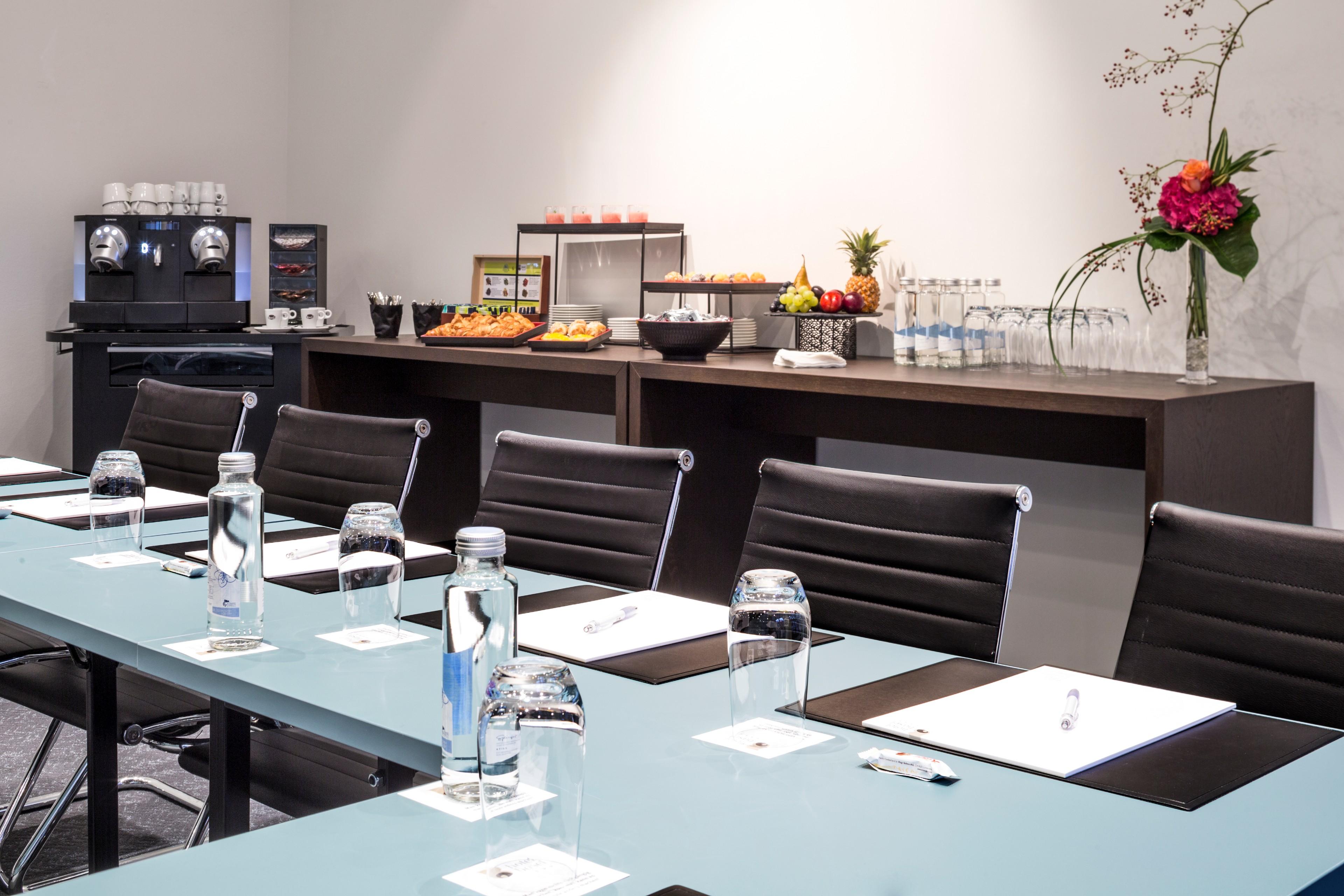 Hotel Basel - Da Wohnen, Wo Basel Lebt! Ngoại thất bức ảnh
